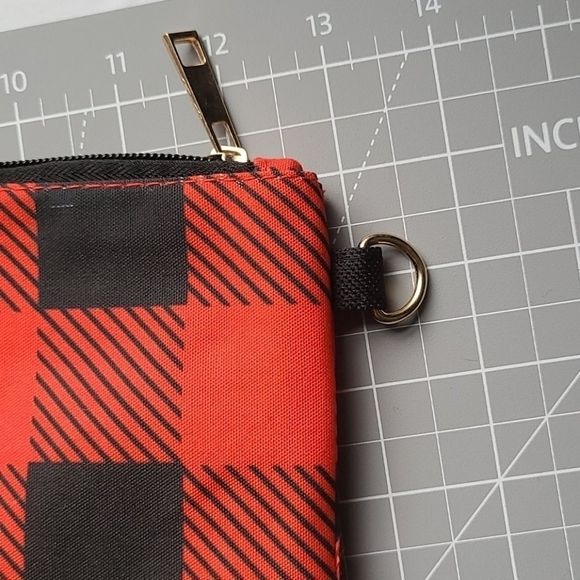 Red Black Buffalo Check Plaid Stadium Bag Straps - Picture 8 of 8